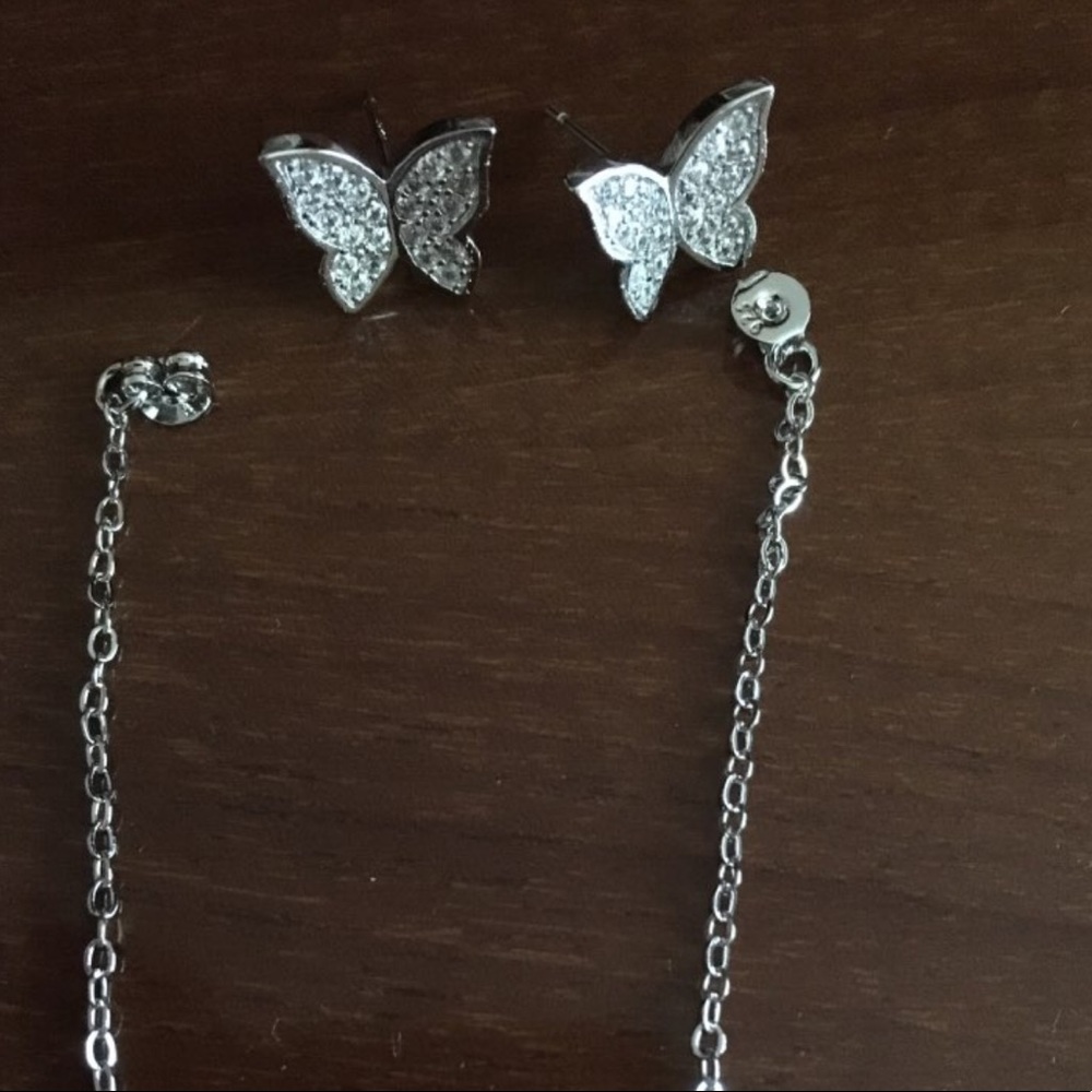 Sterling Silver 925 Butterfly 🦋 Stud Earrings - Picture 4 of 4